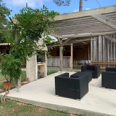 Petite Maison Casa de Férias